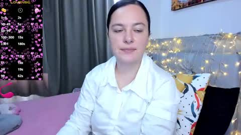 Snapshot of hidianapaola chatting on 04-13-26, 05:51 Diana online show from 04-13-26, 05:51