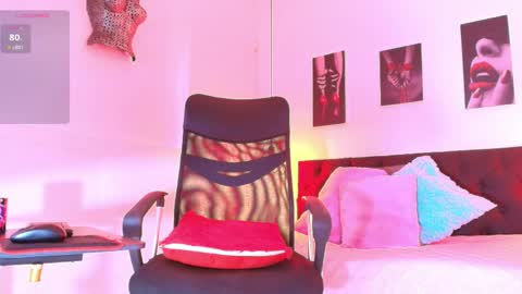 hilary banks online show from 04-25-26, 05:54