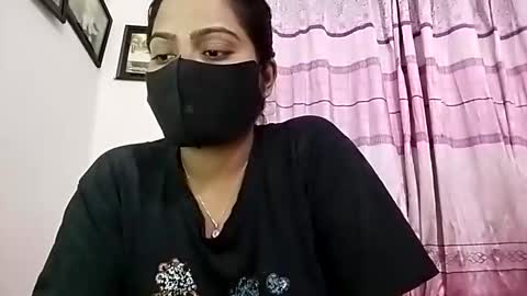 himuhimu22 online show from 04-07-26, 06:19