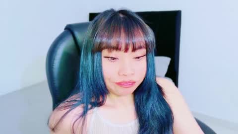 Hinata online show from 04-09-26, 02:11