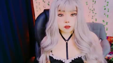 Hinata online show from 08-09-26, 07:13