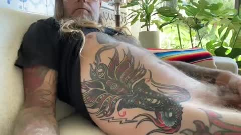 Snapshot of hippybiker chatting on 07-16-26, 02:56 hippybiker online show from 07-16-26, 02:56
