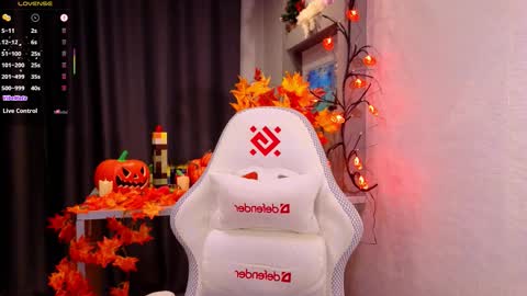 Ella online show from 10-25-25, 06:35