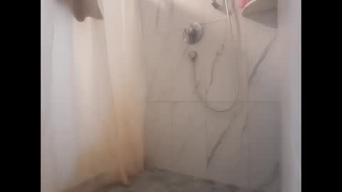 hockeyjock17 online show from 04-06-26, 12:28