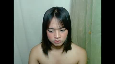 Snapshot of hoelyhanabi chatting on 06-08-26, 09:37 KIESH online show from 06-08-26, 09:37