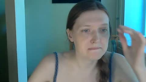 holistic_woman online show from 06-20-26, 10:29