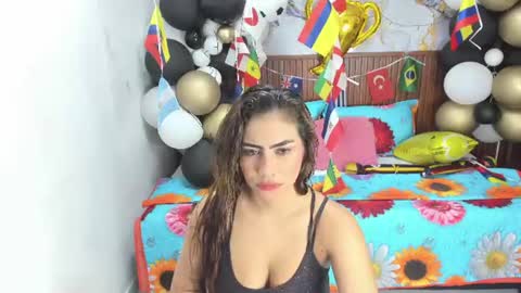 Snapshot of holly_22 chatting on 07-03-26, 11:05 Holly 22 online show from 07-03-26, 11:05