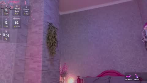 holly_molly8 online show from 10-10-25, 06:40