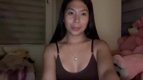 holly_wyn online show from 04-03-26, 12:36