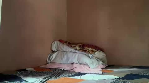 holly_wyn online show from 07-30-26, 01:59