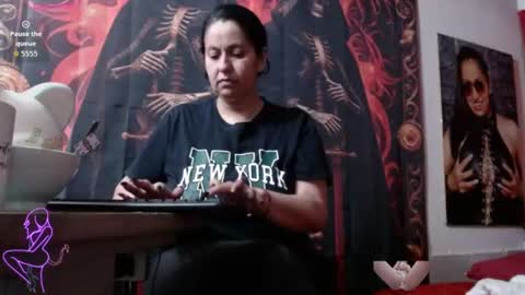 Milena online show from 06-30-26, 07:15