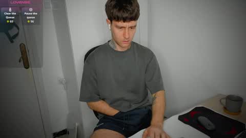 Andrew online show from 04-11-26, 06:51