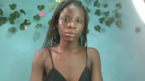 Queen online show from 11-04-25, 10:03