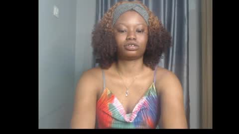 Snapshot of honey_juicydoll chatting on 07-14-26, 10:21 Sonia online show from 07-14-26, 10:21