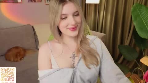 Lina online show from 03-10-26, 03:28