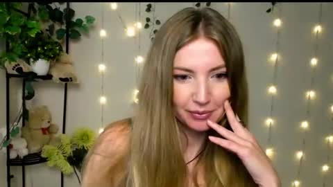 Lily online show from 07-10-26, 07:34