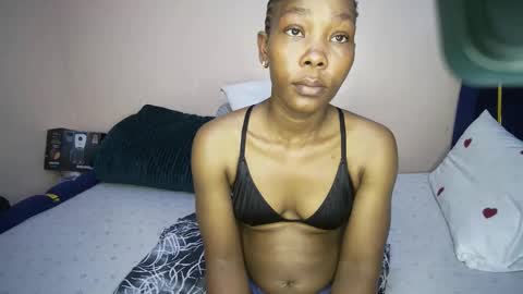 Snapshot of honey_nubia0 chatting on 04-22-26, 11:12 honey_nubia0 online show from 04-22-26, 11:12