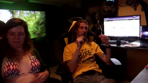 Honey and Bear online show from 06-27-26, 03:11