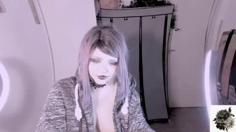 Snapshot of honeyapplealaska chatting on 06-14-26, 03:41 Honey Apple Alaska online show from 06-14-26, 03:41