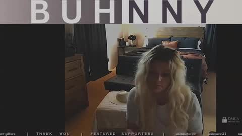 honeybuhnny online show from 05-25-26, 01:33