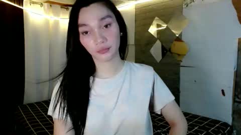 honeylicious01 online show from 04-17-26, 09:45