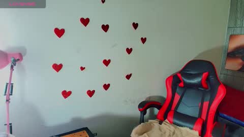 HONEY LUXE online show from 02-22-26, 04:24