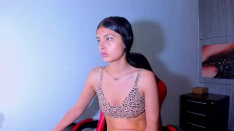 HONEY LUXE online show from 05-19-26, 12:44