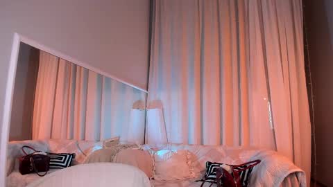 Alexia online show from 03-18-26, 11:02