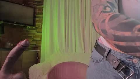 Alexia online show from 03-25-26, 11:05