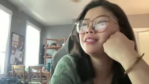 HoneySunshineNeko online show from 04-17-26, 06:33