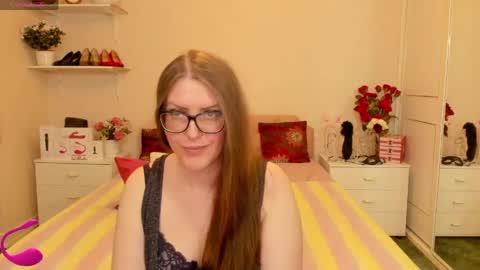 honeywinexs online show from 06-05-26, 02:01