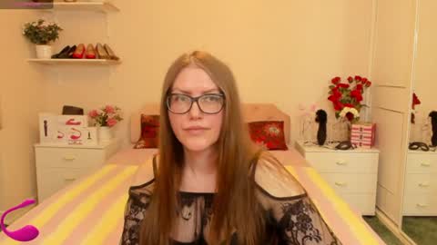 honeywinexs online show from 06-14-26, 01:35