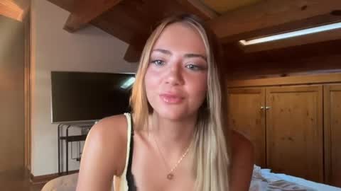 Honey online show from 06-16-26, 05:21