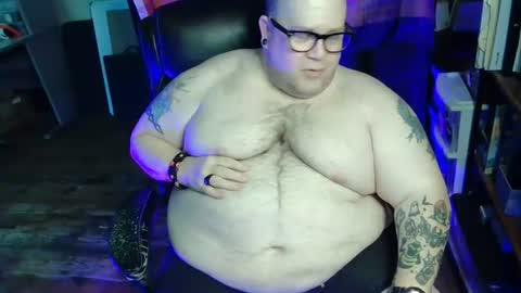 Snapshot of hoosierdaddyxl chatting on 07-02-26, 04:35 Sir online show from 07-02-26, 04:35