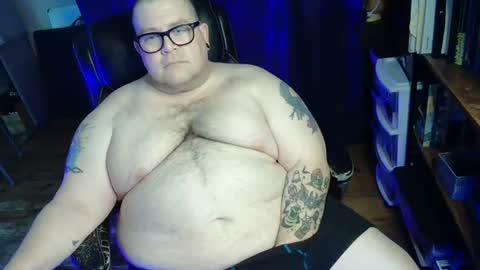 Snapshot of hoosierdaddyxl chatting on 07-21-26, 05:37 Sir online show from 07-21-26, 05:37