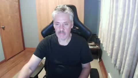 Snapshot of horndoggyx1 chatting on 07-10-26, 10:51 horndoggy online show from 07-10-26, 10:51