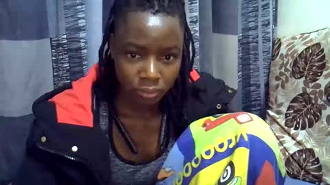 Snapshot of horny_baddie18 chatting on 06-11-26, 12:32 Leila online show from 06-11-26, 12:32