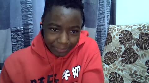 Snapshot of horny_baddie18 chatting on 06-24-26, 12:09 Leila online show from 06-24-26, 12:09