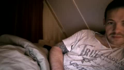 horny_dutch020 online show from 05-04-26, 09:00