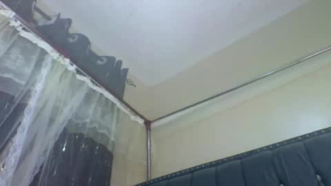 horny_ebony546069 online show from 05-19-26, 02:29
