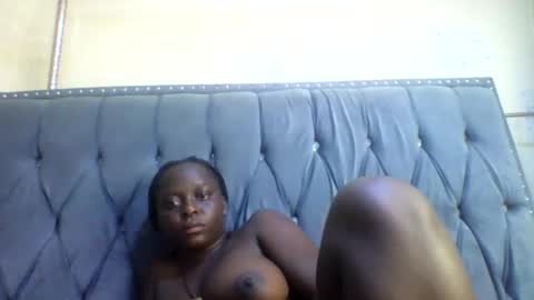 horny_ebony546069 online show from 06-10-26, 07:13