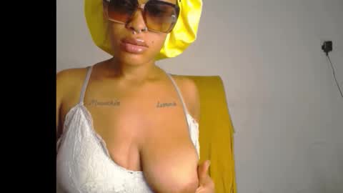 horny_ebonygirl_ online show from 02-11-26, 04:28