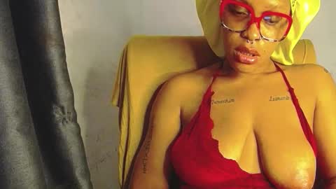 horny_ebonygirl_ online show from 03-22-26, 06:22