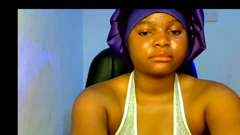 Thelma online show from 03-25-26, 01:44