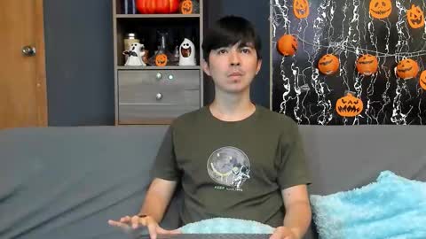 Alex and Camilo online show from 11-02-25, 08:22