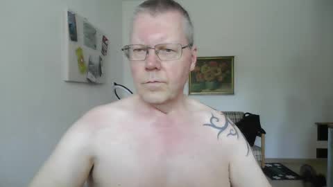 Snapshot of hornydick874303 chatting on 06-20-26, 10:51 Meikelmeier online show from 06-20-26, 10:51