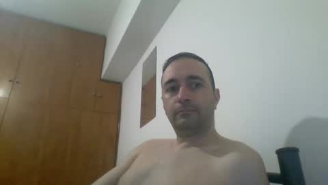 Snapshot of hornysnake69 chatting on 04-16-26, 01:12 hornysnake69 online show from 04-16-26, 01:12