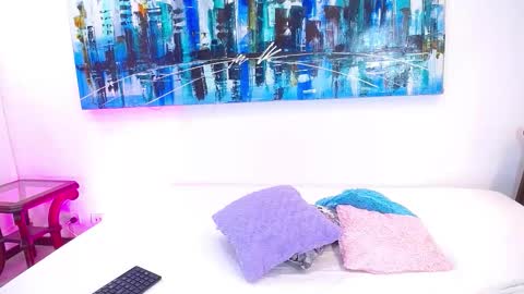 LILY online show from 03-08-26, 08:23