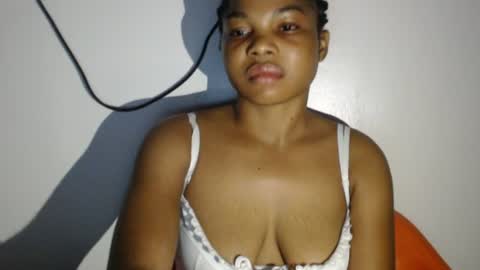 Snapshot of hornyxbum chatting on 07-19-26, 10:19 hornyxbum online show from 07-19-26, 10:19