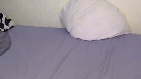Its Cora online show from 05-15-26, 11:56